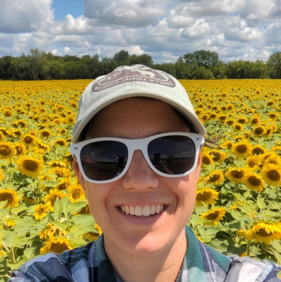 Meet your Posher, Adrienne - Picture 1 of 1